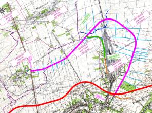 <p><strong>Wartość kontraktu: </strong>118 375 497,82 PLN<br />
<strong>Dofinansowanie z Rządowego Funduszu Polski Ład: Program Inwestycji Strategicznych:</strong> 99 960 000,00 PLN<br />
<strong>Wykonawca:</strong>&nbsp;Konsorcjum - Przedsiębiorstwo Drogowo-Mostowe S.A. z siedzibą w Dębicy z REMOST Sp. z o.o.<br />
<strong>Data podpisania umowy: </strong>21.10.2025 r.<br />
<strong>Termin realizacji: </strong>44 miesiące od daty podpisania umowy</p>

<p><strong>Inżynier Kontraktu:</strong>&nbsp;Promost Consulting Sp. z o.o. Sp. K.</p>

<p>Zadanie realizowane w systemie "zaprojektuj i wybuduj".</p>
